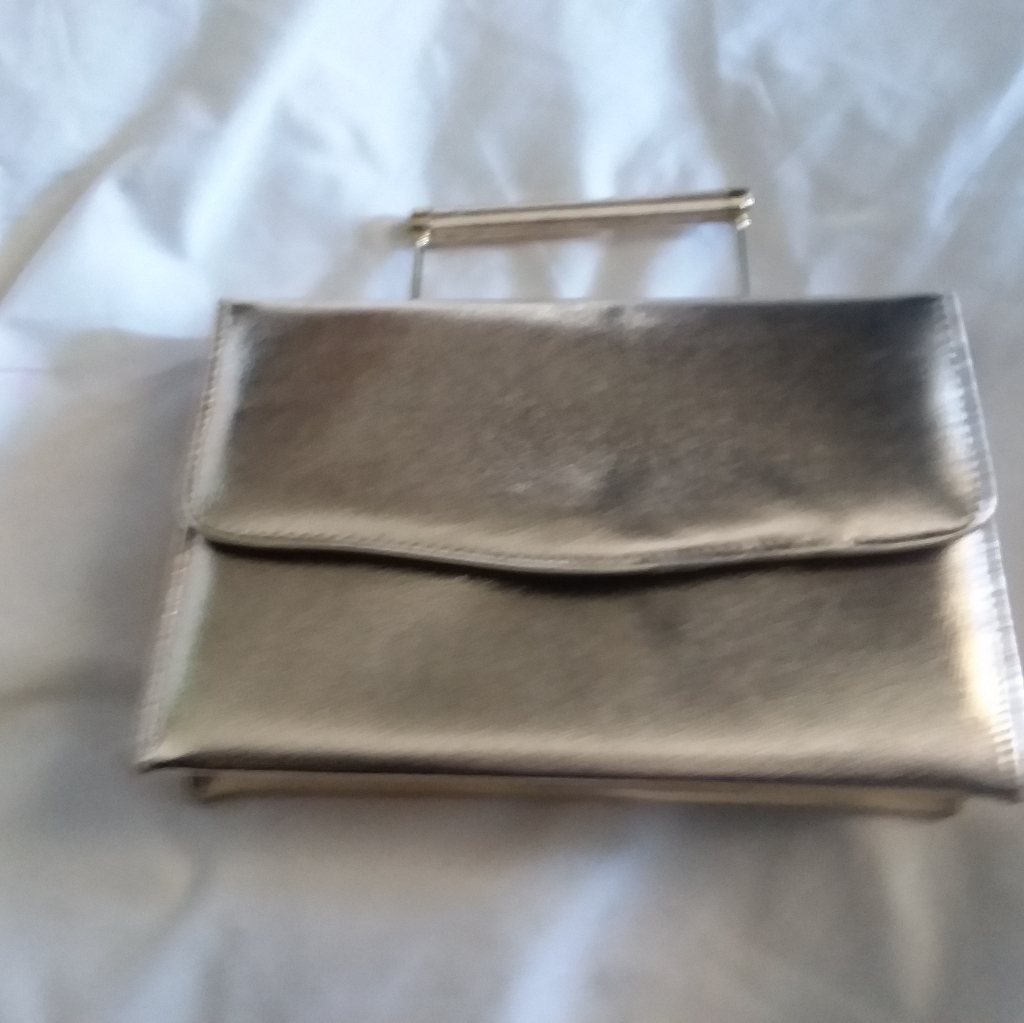 And'e Women Handbag Gold